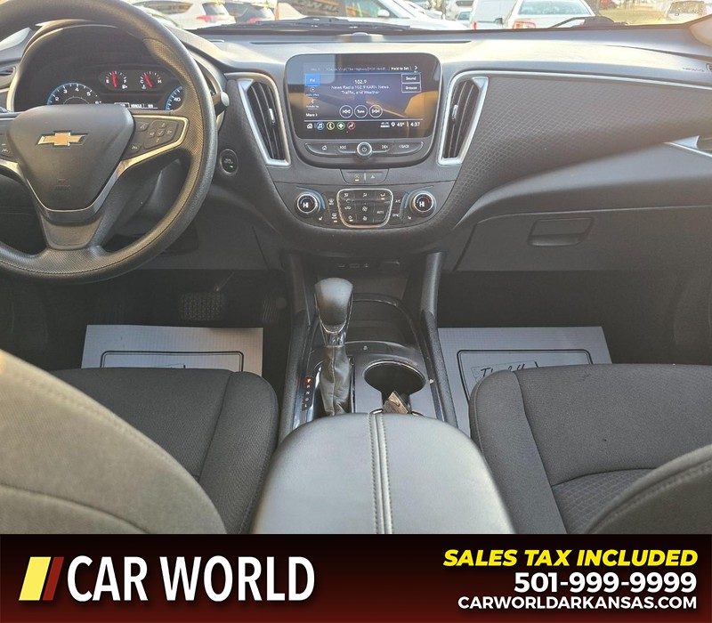 Chevrolet Malibu Vehicle Full-screen Gallery Image 18