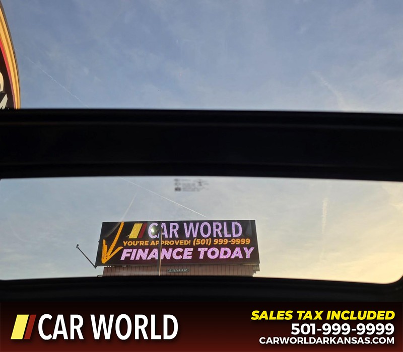 Chevrolet Malibu Vehicle Full-screen Gallery Image 19