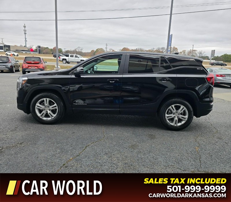 GMC Terrain Vehicle Full-screen Gallery Image 4