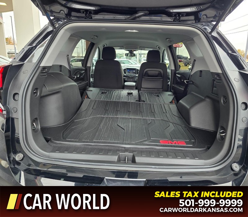 GMC Terrain Vehicle Full-screen Gallery Image 15