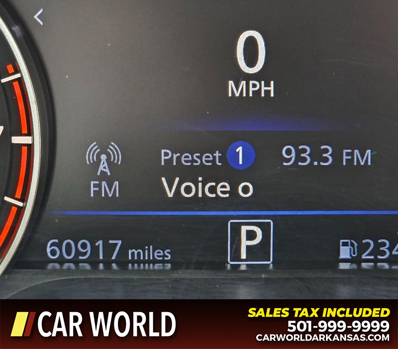 Nissan Altima Vehicle Full-screen Gallery Image 16