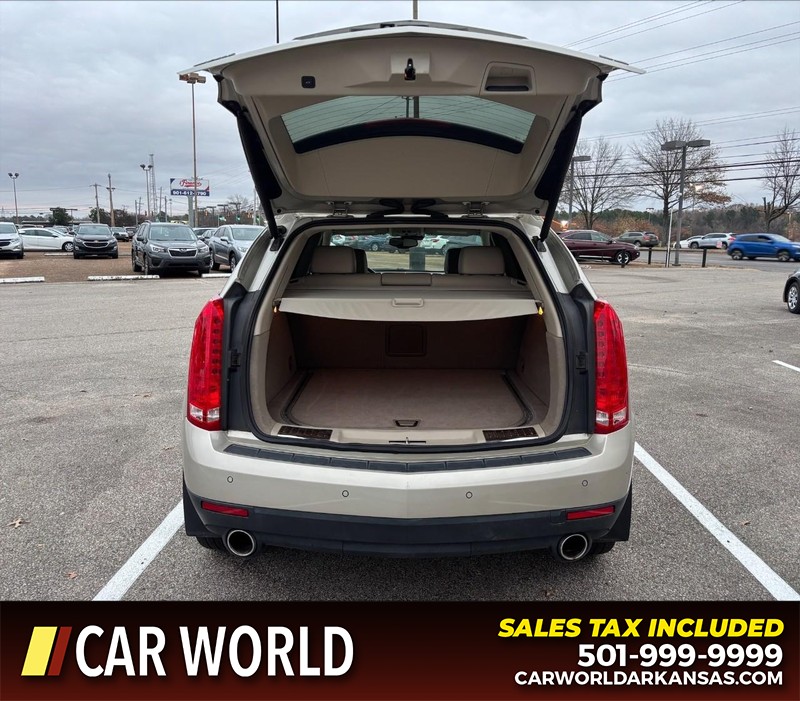 Cadillac SRX Vehicle Full-screen Gallery Image 5