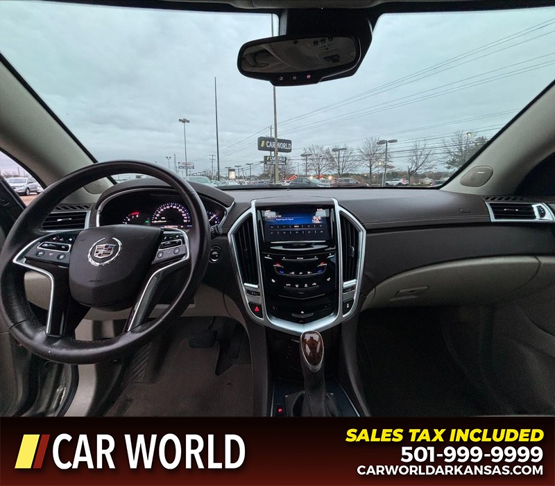 Cadillac SRX Vehicle Full-screen Gallery Image 17