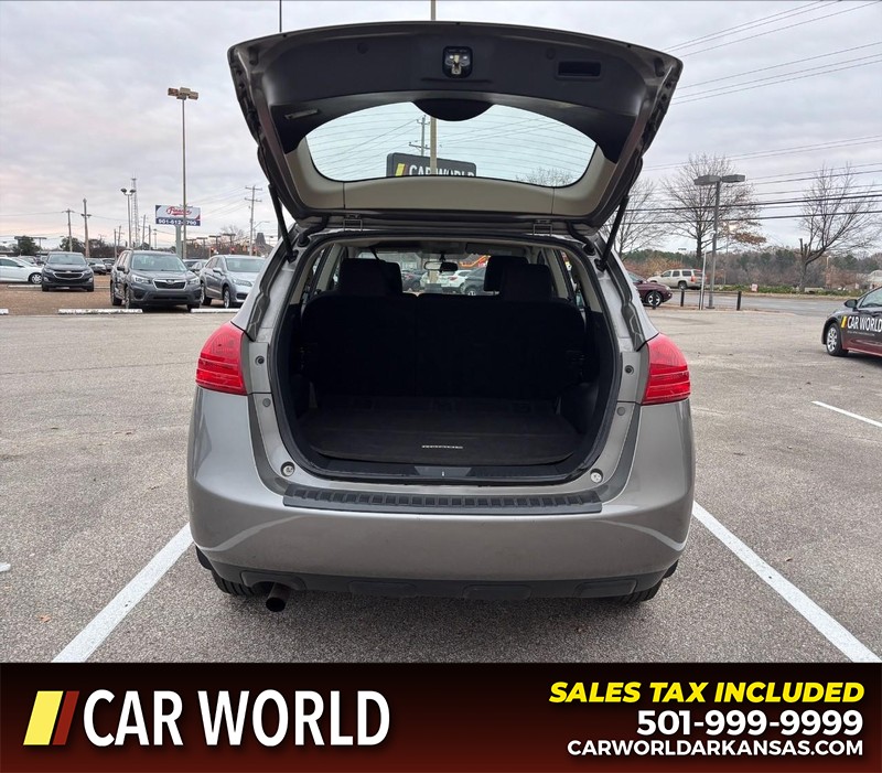 Nissan Rogue Select Vehicle Full-screen Gallery Image 5