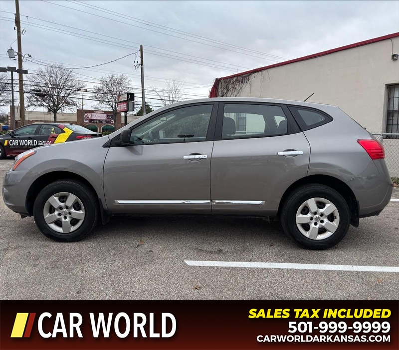 Nissan Rogue Select Vehicle Full-screen Gallery Image 8