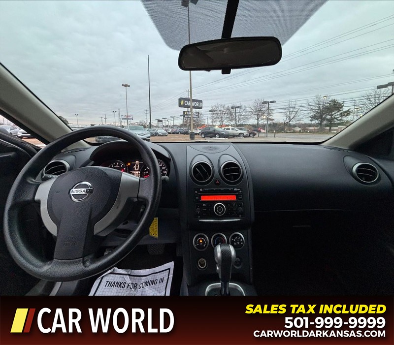 Nissan Rogue Select Vehicle Full-screen Gallery Image 16