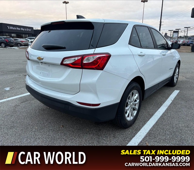 Chevrolet Equinox Vehicle Full-screen Gallery Image 3