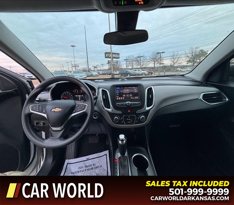 Chevrolet Equinox Vehicle Full-screen Gallery Image 16