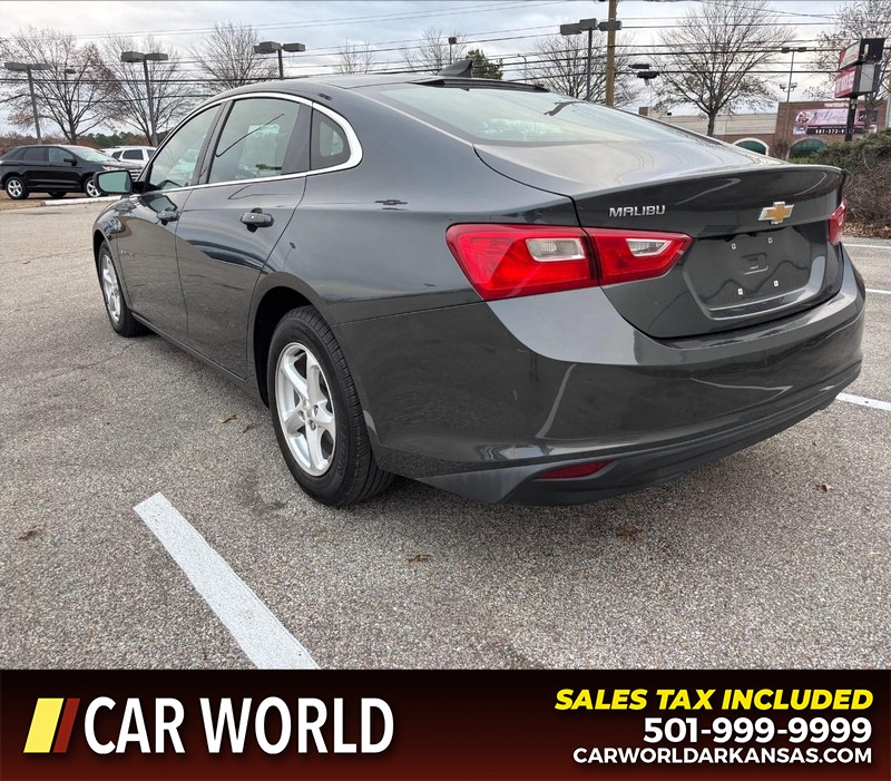 Chevrolet Malibu Vehicle Full-screen Gallery Image 7