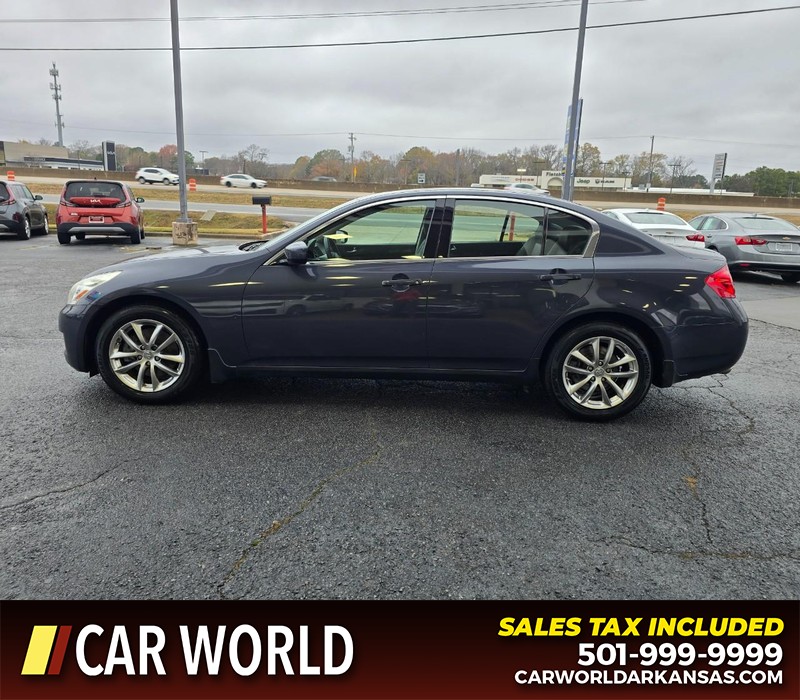 INFINITI G37 Sedan Vehicle Full-screen Gallery Image 4