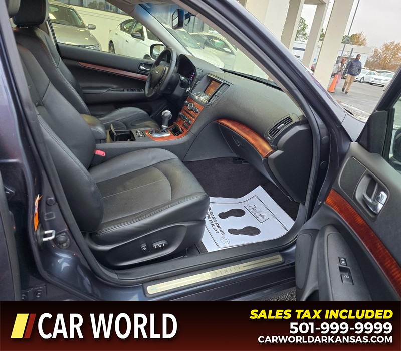 INFINITI G37 Sedan Vehicle Full-screen Gallery Image 11