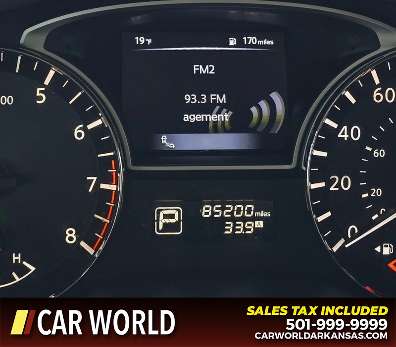 Nissan Altima Vehicle Full-screen Gallery Image 15