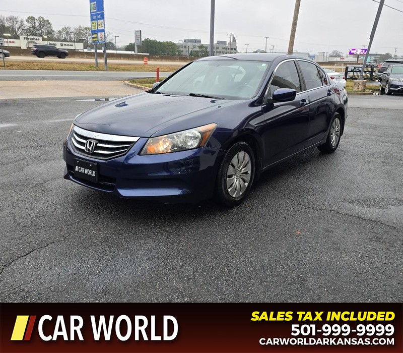 Honda Accord Sedan Vehicle Full-screen Gallery Image 3