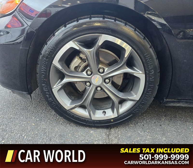 Chevrolet Malibu Vehicle Full-screen Gallery Image 6