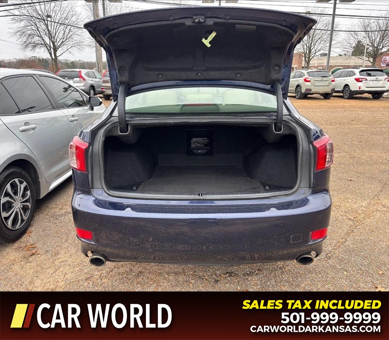 Lexus IS 250 Vehicle Full-screen Gallery Image 5