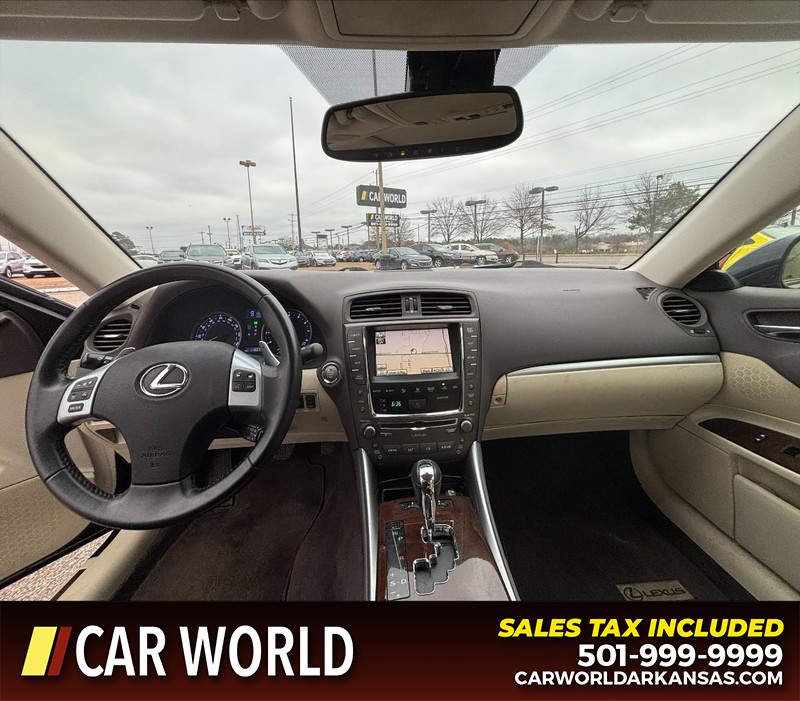 Lexus IS 250 Vehicle Full-screen Gallery Image 16