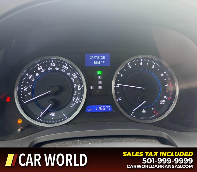 Lexus IS 250 Vehicle Full-screen Gallery Image 20