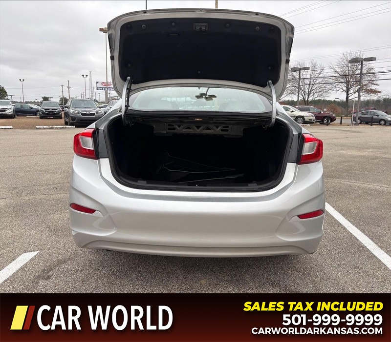 Chevrolet Cruze Vehicle Full-screen Gallery Image 5