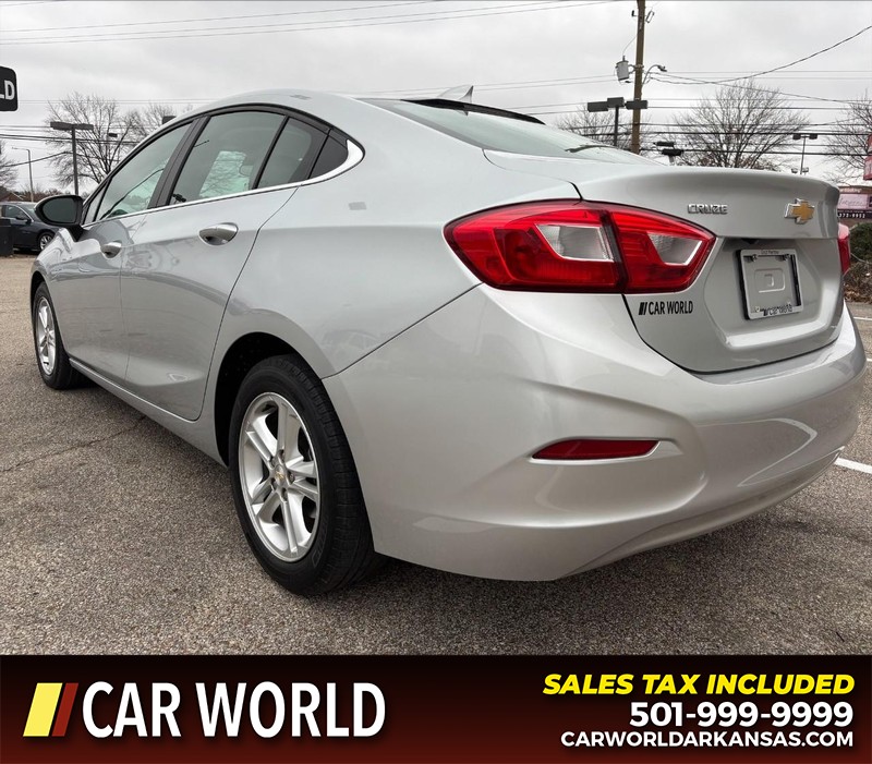 Chevrolet Cruze Vehicle Full-screen Gallery Image 7