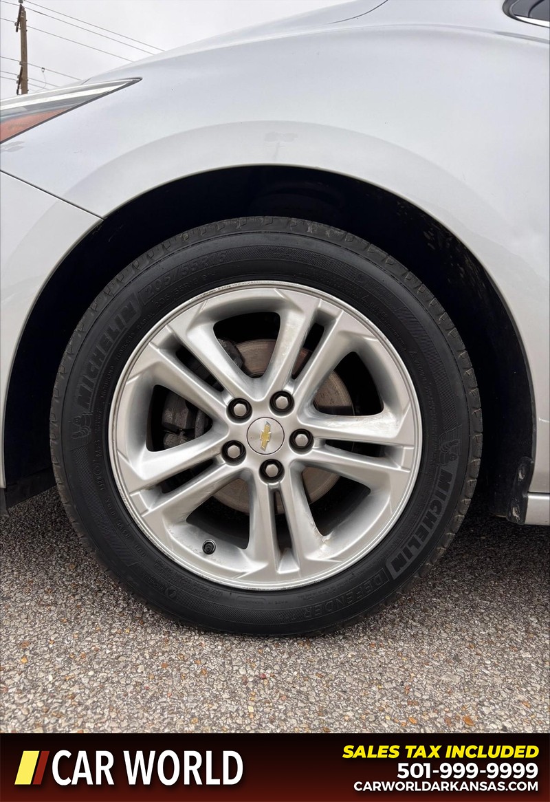 Chevrolet Cruze Vehicle Full-screen Gallery Image 11