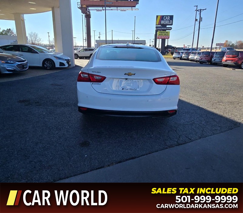 Chevrolet Malibu Vehicle Full-screen Gallery Image 5