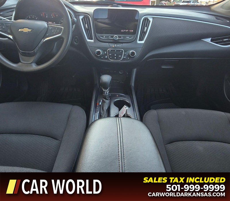 Chevrolet Malibu Vehicle Full-screen Gallery Image 18