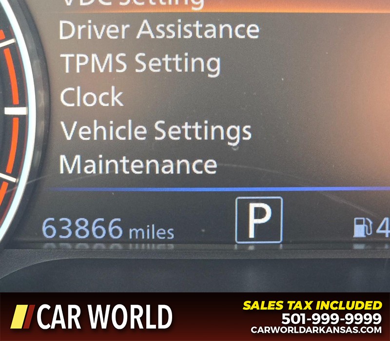 Nissan Altima Vehicle Full-screen Gallery Image 16