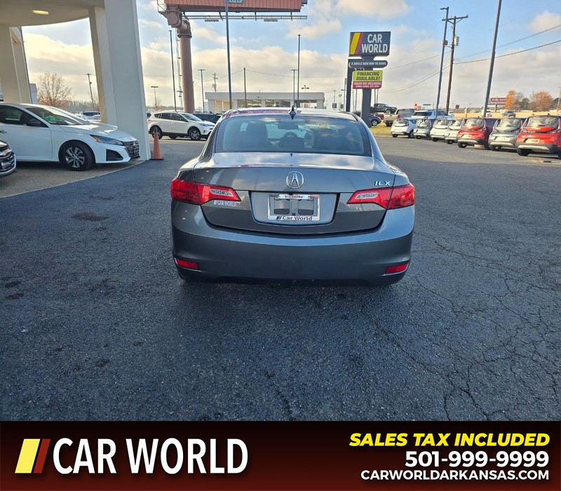 Acura ILX Vehicle Full-screen Gallery Image 5