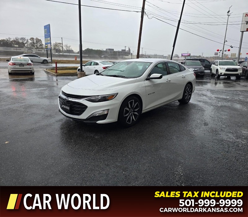 Chevrolet Malibu Vehicle Full-screen Gallery Image 3