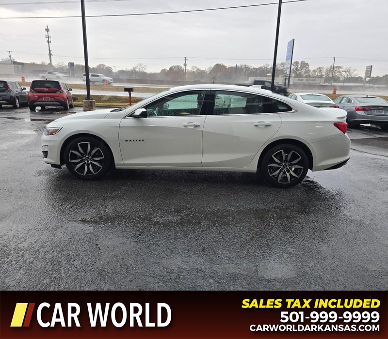 Chevrolet Malibu Vehicle Full-screen Gallery Image 4