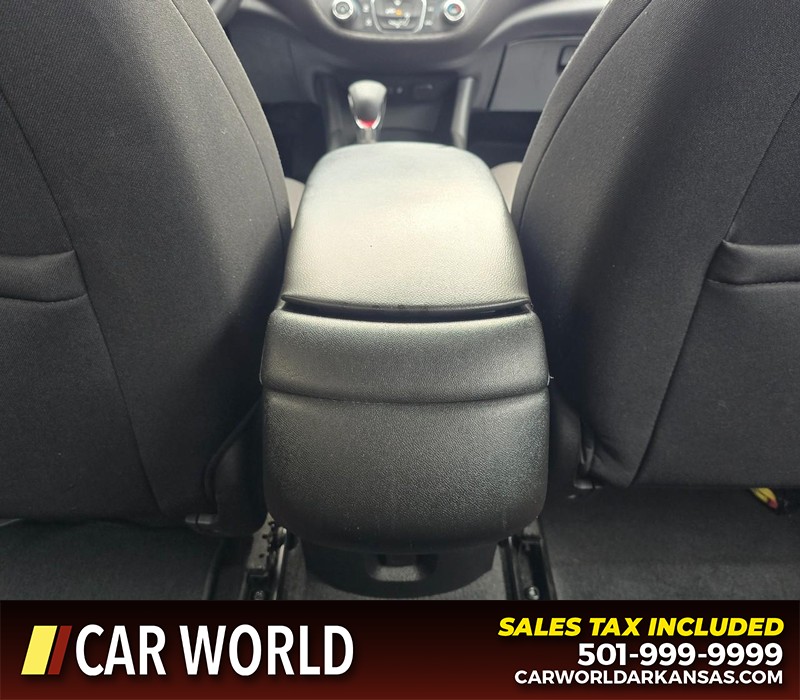 Chevrolet Malibu Vehicle Full-screen Gallery Image 19