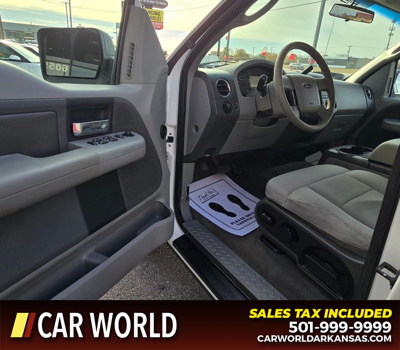 Ford F-150 Vehicle Full-screen Gallery Image 7