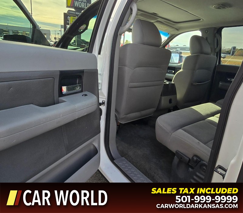 Ford F-150 Vehicle Full-screen Gallery Image 9