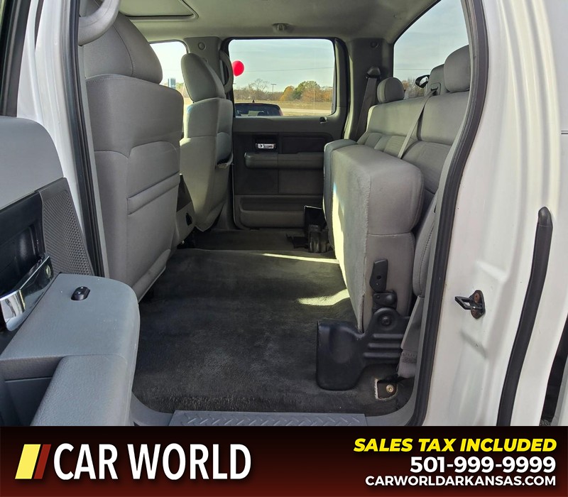 Ford F-150 Vehicle Full-screen Gallery Image 11