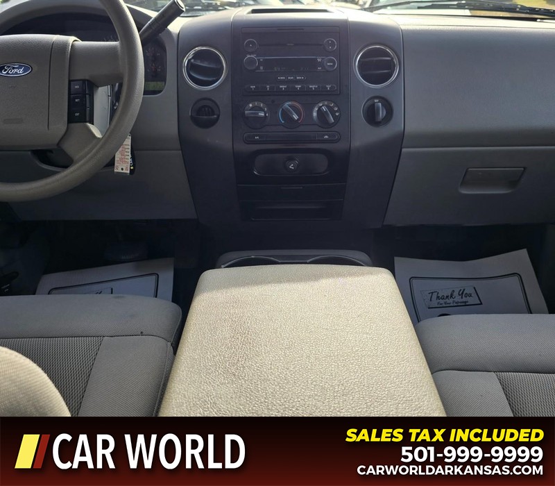 Ford F-150 Vehicle Full-screen Gallery Image 18