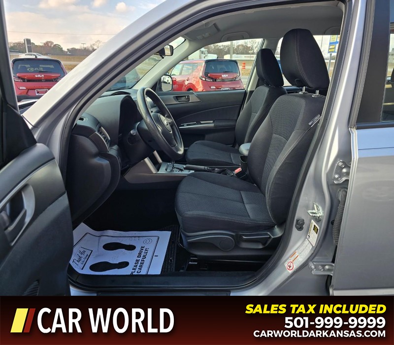 Subaru Forester Vehicle Full-screen Gallery Image 8