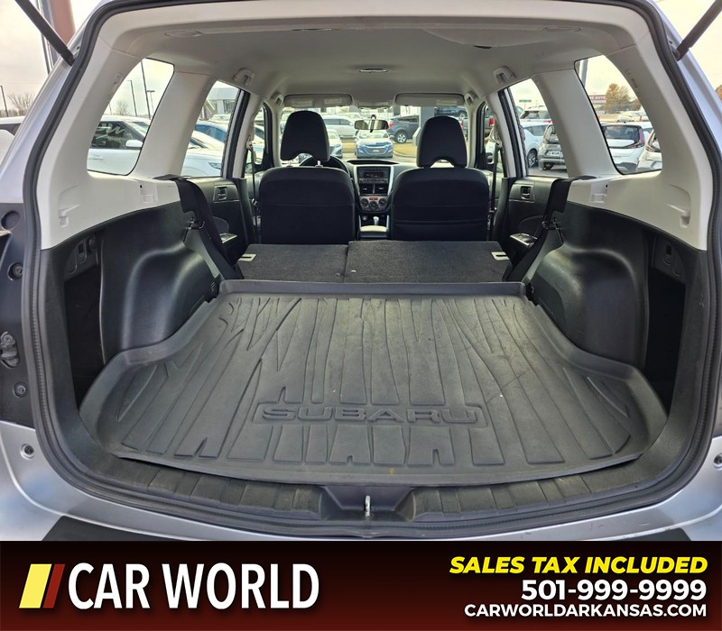 Subaru Forester Vehicle Full-screen Gallery Image 14