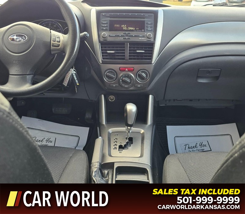 Subaru Forester Vehicle Full-screen Gallery Image 18