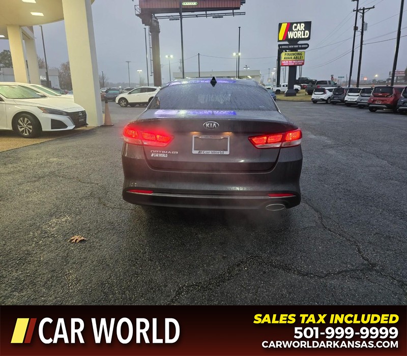Kia Optima Vehicle Full-screen Gallery Image 5