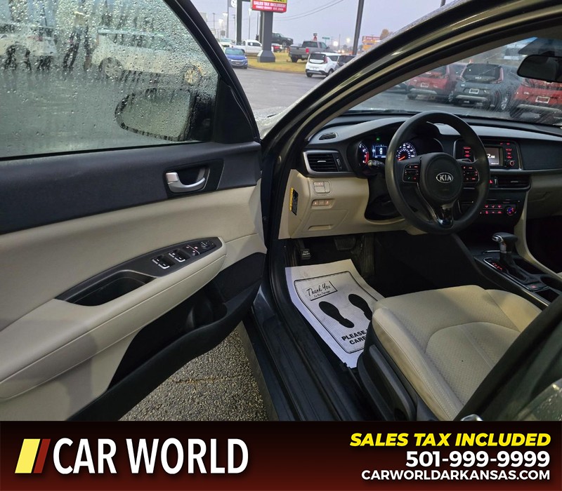 Kia Optima Vehicle Full-screen Gallery Image 7