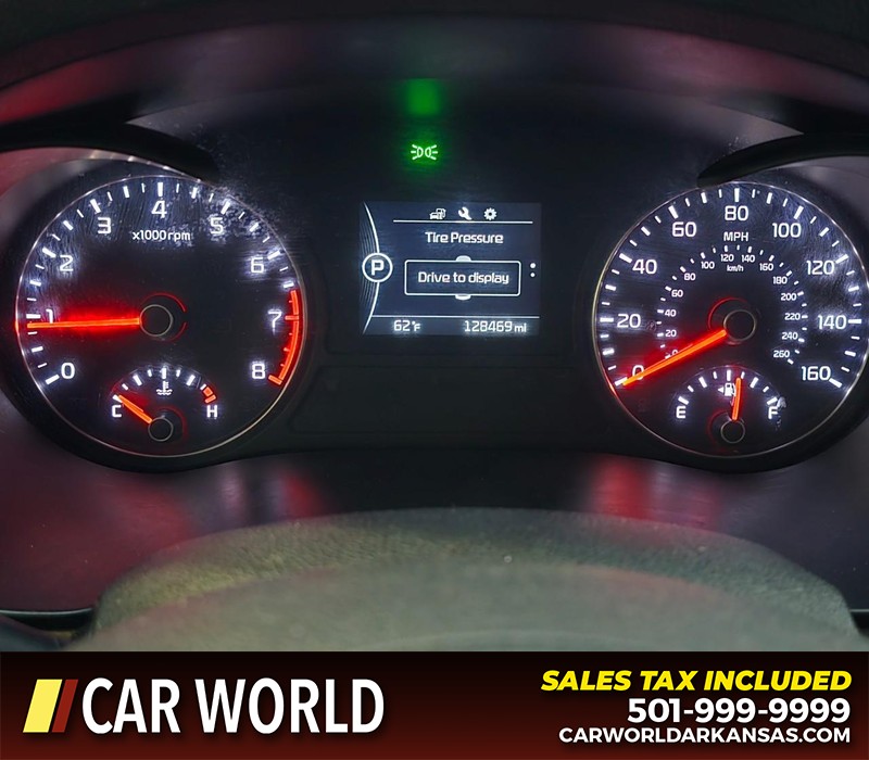 Kia Optima Vehicle Full-screen Gallery Image 17