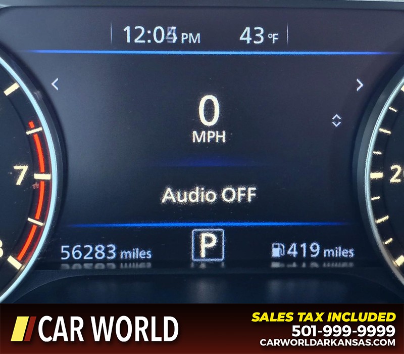 Nissan Altima Vehicle Full-screen Gallery Image 16