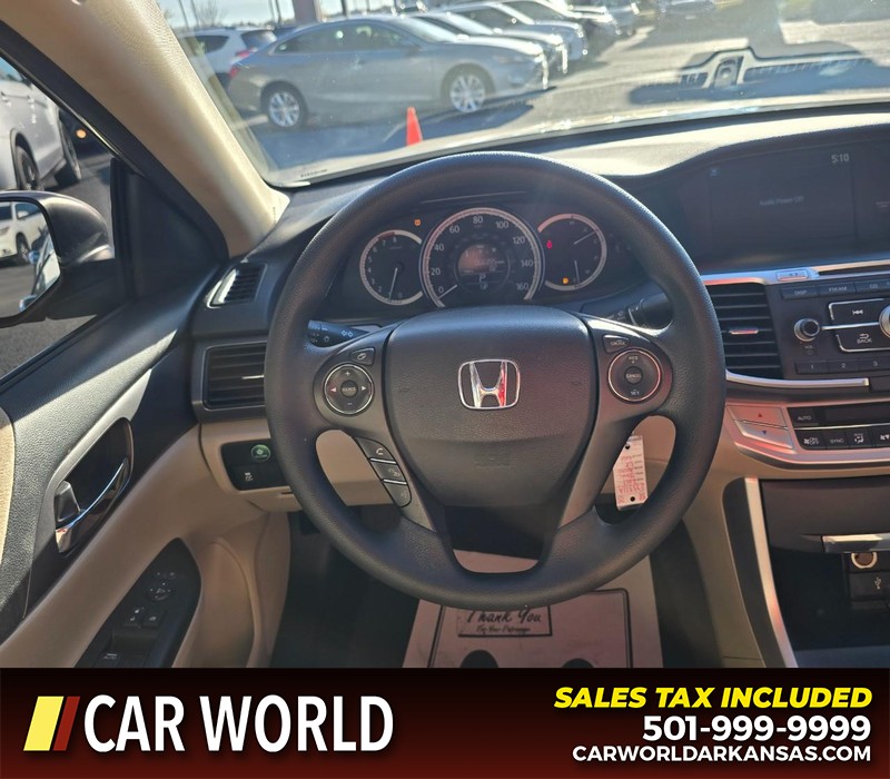 Honda Accord Sedan Vehicle Full-screen Gallery Image 14