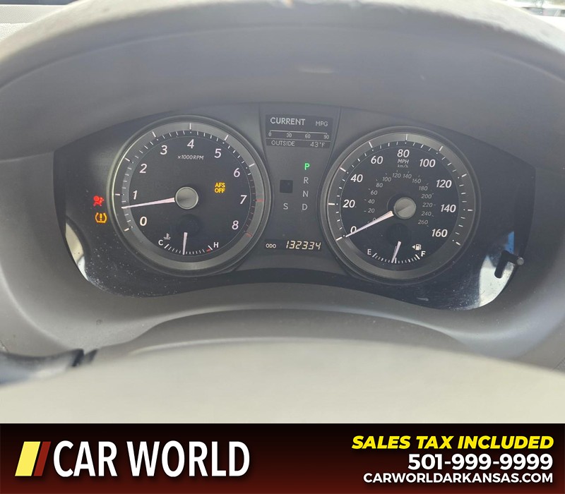 Lexus ES 350 Vehicle Full-screen Gallery Image 16