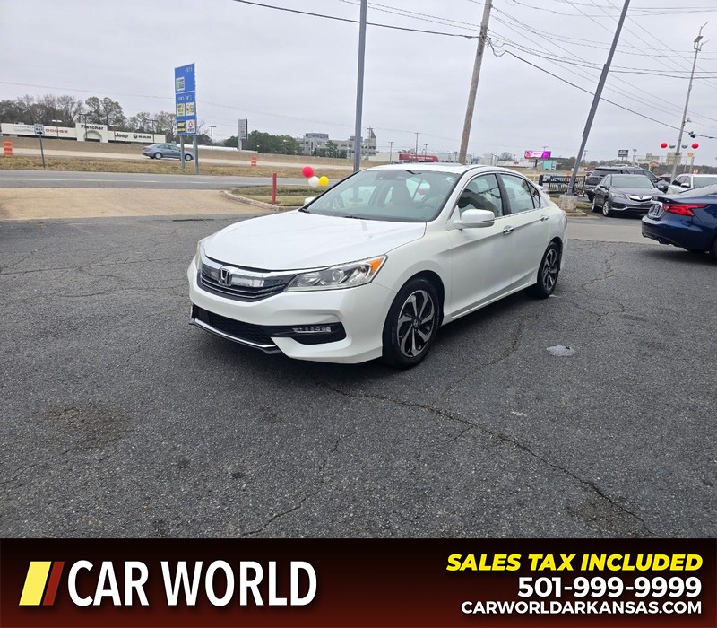 Honda Accord Sedan Vehicle Full-screen Gallery Image 3