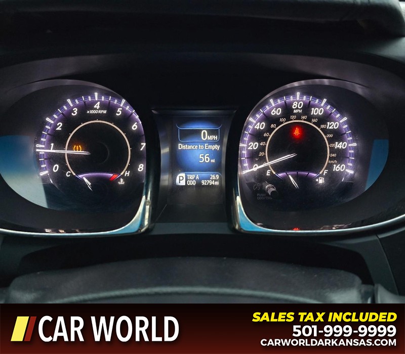 Toyota Avalon Vehicle Full-screen Gallery Image 16