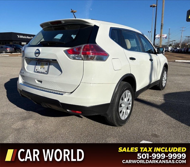 Nissan Rogue Vehicle Full-screen Gallery Image 3