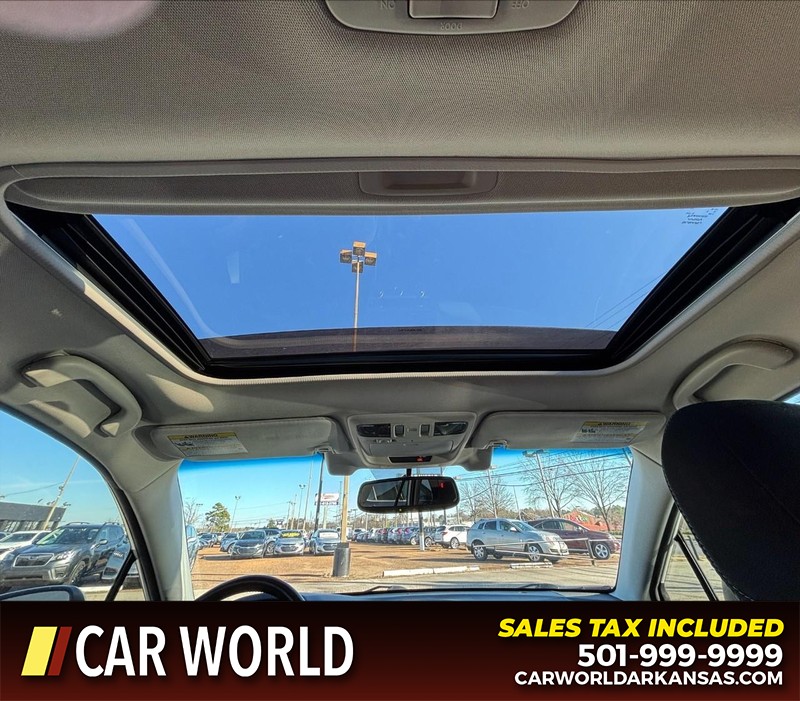 Subaru Outback Vehicle Full-screen Gallery Image 16