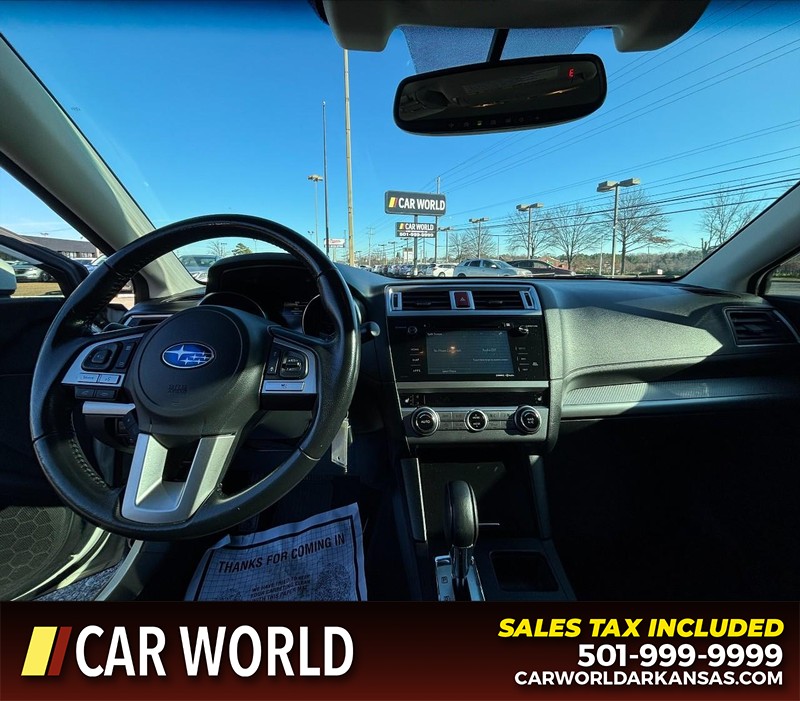 Subaru Outback Vehicle Full-screen Gallery Image 17