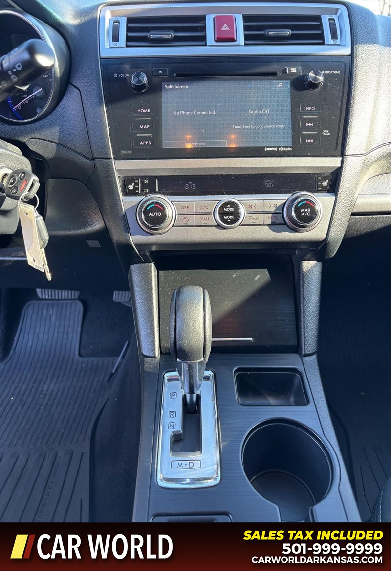 Subaru Outback Vehicle Full-screen Gallery Image 18